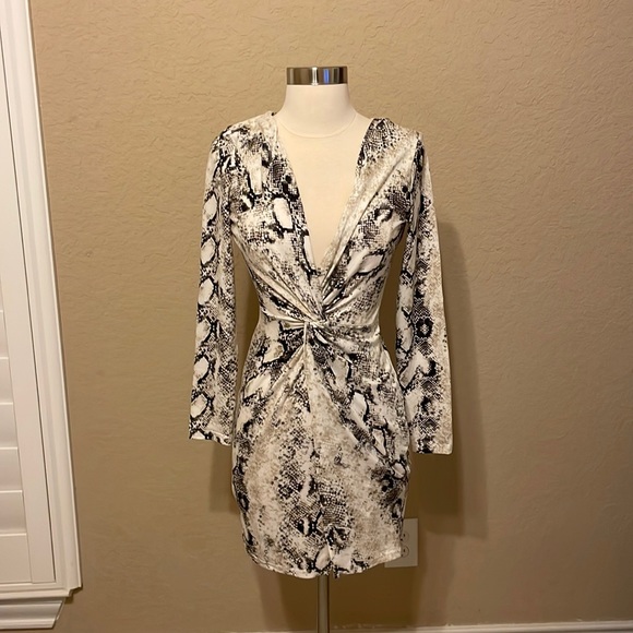 Windsor Dresses & Skirts - Windsor Dress